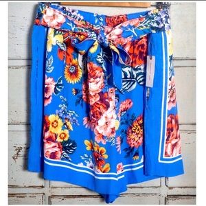 Anthropologie scarf floral shorts NWOT